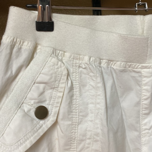 Boston Proper - Picture 6 of 8